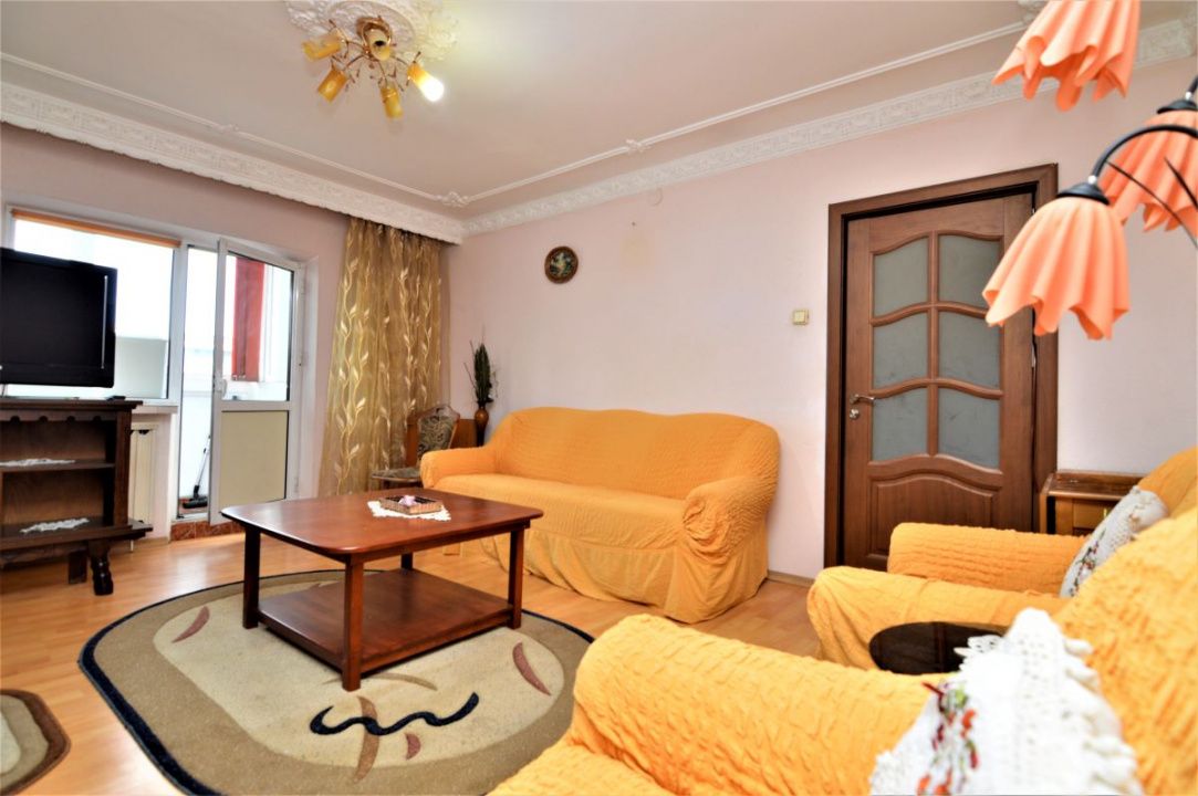 INCHIRIERE APARTAMENT 3 CAMERE VITAN-FOISORULUI – fotografia 6 din 26