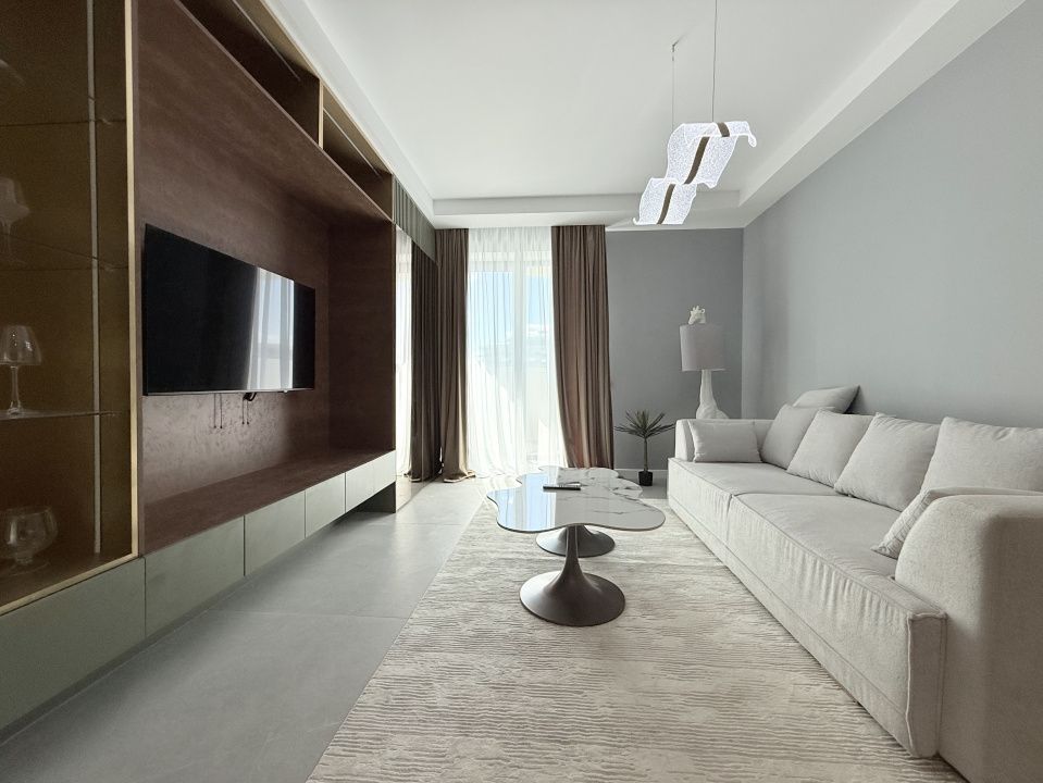 Apartament cu 2 camere de inchiriat cu vedere la mare- Axxis – fotografia 1 din 9