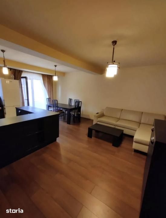 Apartament 3 camere, balcon, garaj individual, zona Stejarului – fotografia 1 din 9