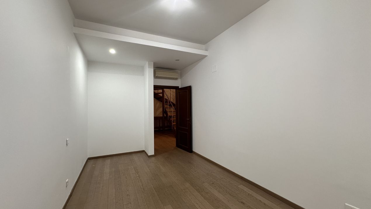 Duplex 4 Cam | 196 MP + Terasa + Parcare – fotografia 10 din 13