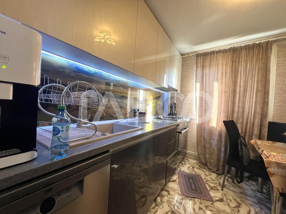 Apartament 3 camere in Gheorgheni la cheie zona Synevo boxa 16 mp – fotografia 9 din 12