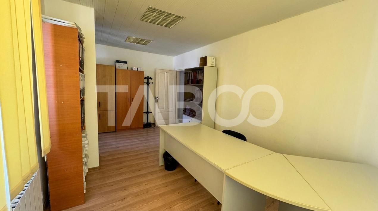 Spatiu birou de inchiriat ideal pentru firme 14 mpu Sibiu – fotografia 3 din 4