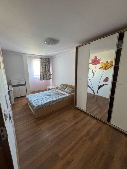 3 Camere de vanzare | 1 Decembrie 1918 | Metrou | Centrala | Doar cash – fotografia 1 din 8