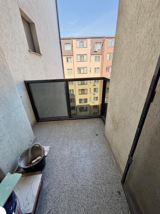 Garsoniera decomandata | nemobilata | Militari Residence – fotografia 12 din 12