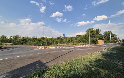 Voluntari - Popasului stradal inchiriere 1700 mp teren