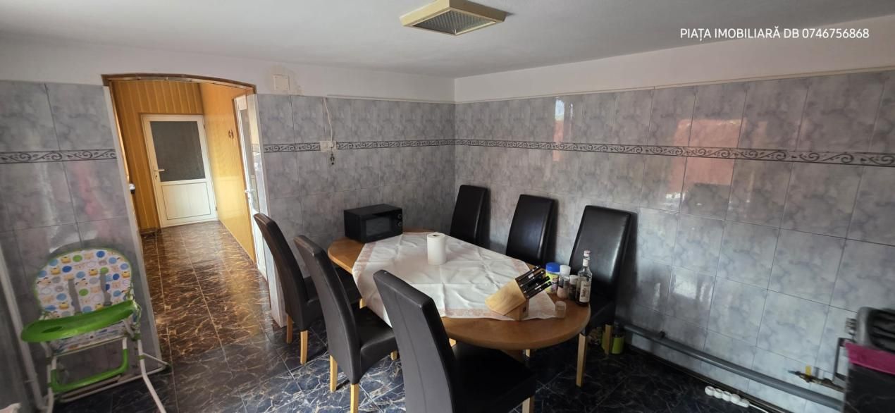 Proprietate Premium P+1, 9 Camere, Grădină Generoasă, Ultracentral, Pucioasa – fotografia 12 din 22