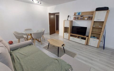 Apartament doua camere decomandat, 60 mp, Cartier Brestei, zona Biserica