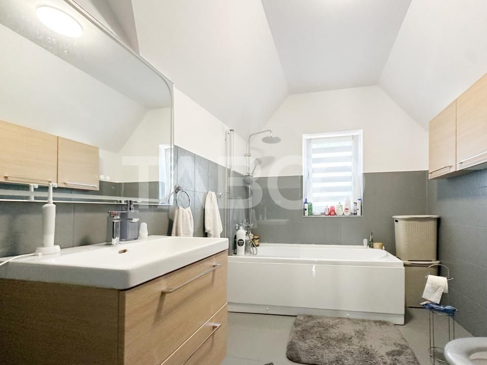 Casa individuala la cheie teren 588 mp de vanzare in cartier Europa – fotografia 12 din 12