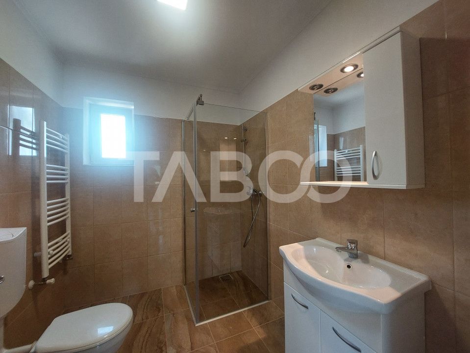 Spatiu birouri de inchiriat 50 mp loc de parcare Talmaciu Sibiu – fotografia 5 din 8