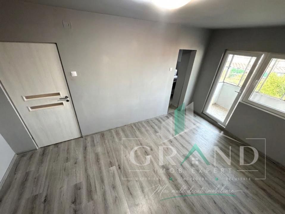 Garsonieră | Balcon închis | Etaj intermediar | Mărăști–zona Răsăritului – fotografia 8 din 19