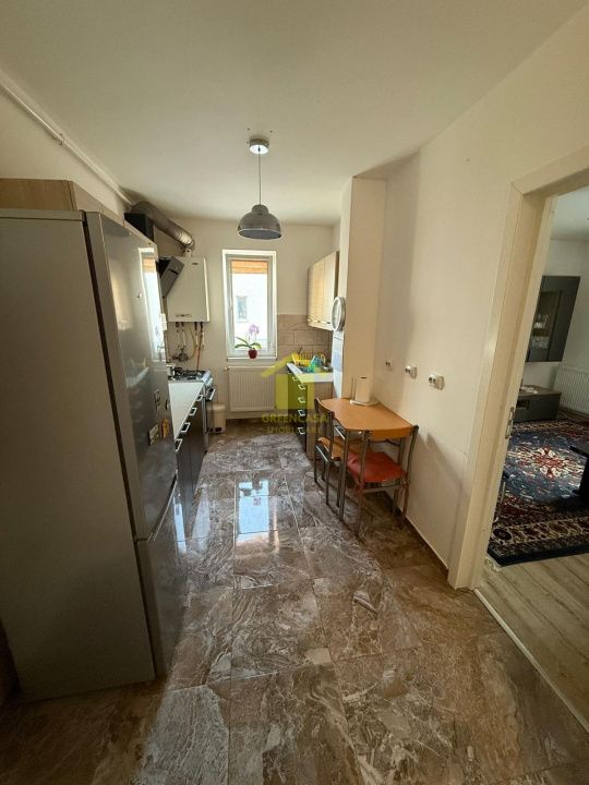 Apartament 3 camere decomandate, etaj 1, zona Sesul de Sus – fotografia 6 din 11