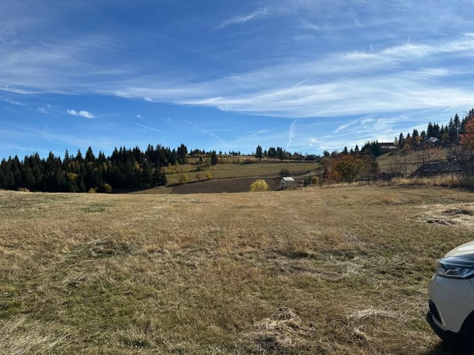 TEREN DE VANZARE IN MARISEL 15 000 MP | PANORAMA DEOSEBITA | POTENTIAL TURISTIC – fotografia 2 din 9