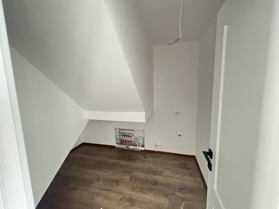 Casa-Duplex-129mp-Utili-250mp-Curte-Izvor-Tarlungeni – fotografia 8 din 17