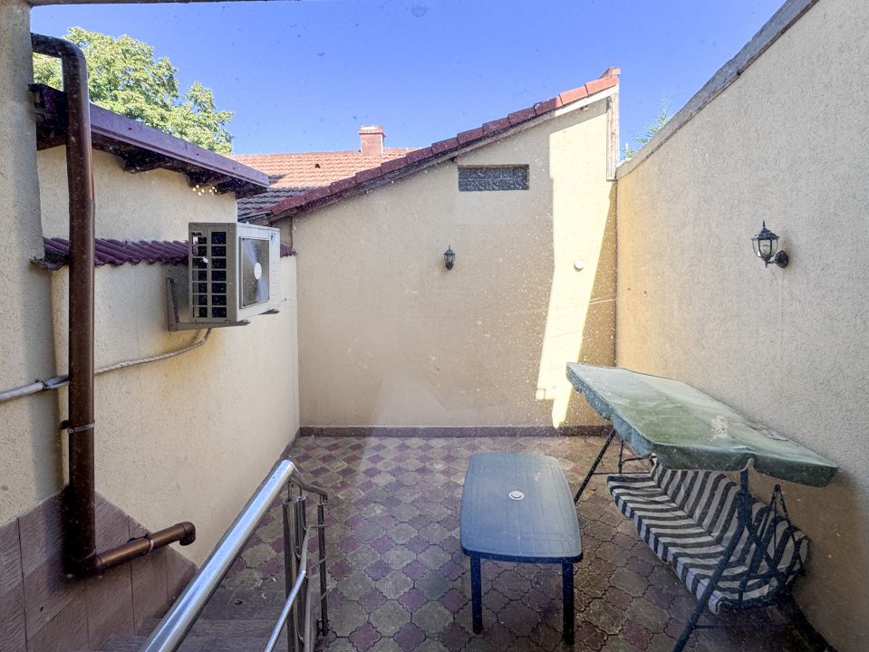 Vilă de închiriat spatioasă | 6 camere | Garaj spatios | Pozitie Centrala – fotografia 12 din 18