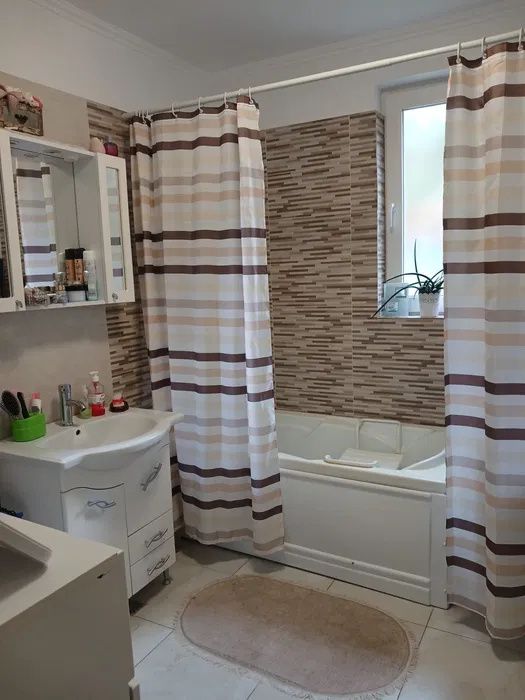 Apartament 2 camere, 42 mp, balcon, garaj zona Terra – fotografia 6 din 7