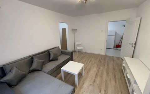 2 Camere de inchiriat | Victoriei | Metrou