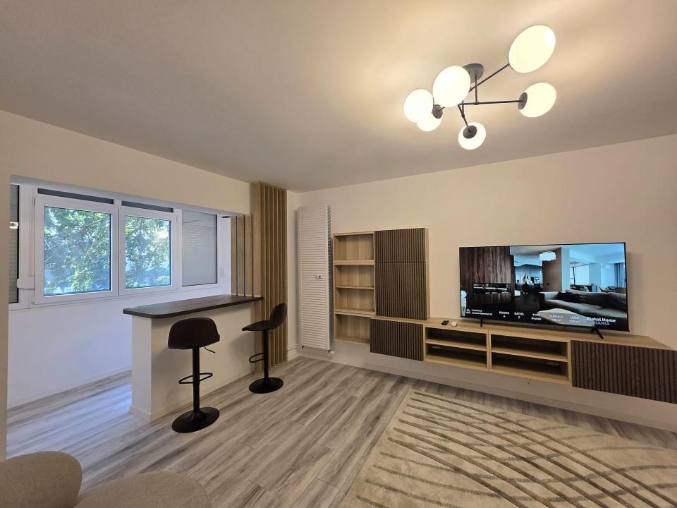 FIRST RENT | Apartament 2 Camere Renovat | 1 Mai - Turda | Bloc Reabilitat – fotografia 1 din 18