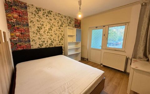 Apartament spatios, 3 camere, decomandat, parter - Lipovei