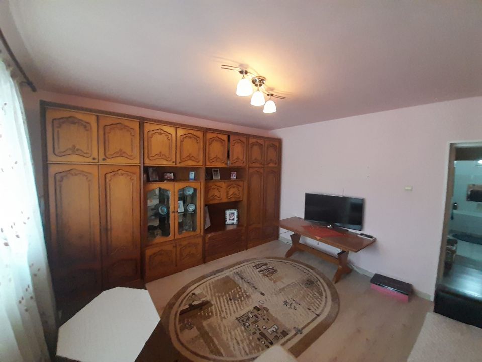Apartament 3 camere DECOMANDAT, zona HAN – fotografia 3 din 18