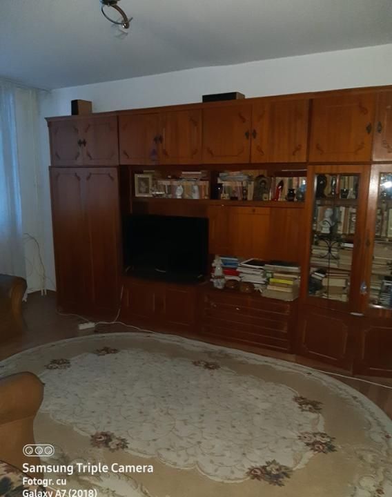 Negru Voda, Apartament 2 camere, decomandat, balcon mare, Școala 14 Pitești – fotografia 4 din 11
