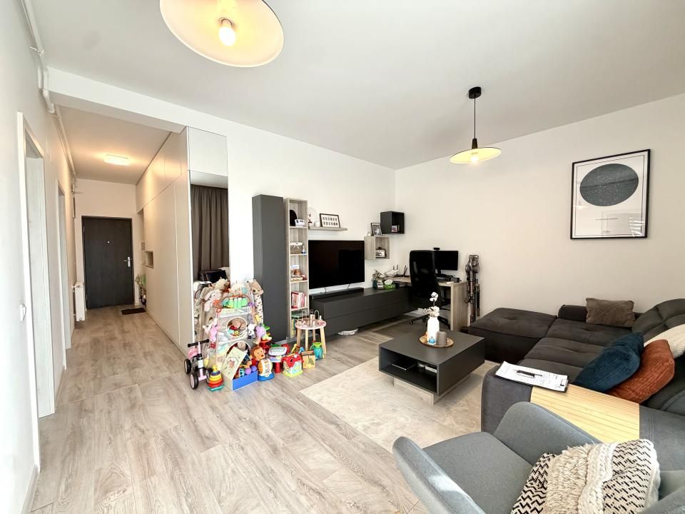 Apartament spatios, 2 camere, 53 mp utili, etaj 1 - Dumbravita – fotografia 2 din 7