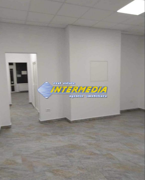 Vanzare Spatiu Comercial finisat si renovat 80 mp Alba Iulia Stadion sub – fotografia 2 din 5