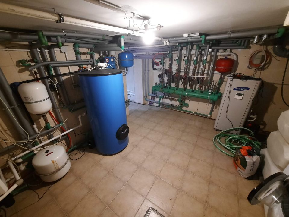 Unirii Timpuri Noi: Vilă premium teren 1000mp, 10 locuri parcare, comision zero – fotografia 38 din 43