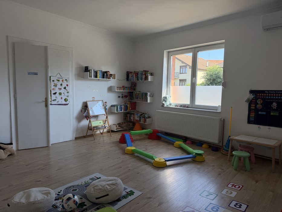 CASA DE VANZARE I CETATE I 5 CAMERE I 3 BAI I FINISATA COMPLET I – fotografia 5 din 8
