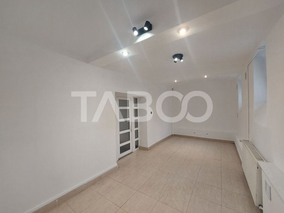 Spatiu comercial de inchiriat 94 mpu parter zona Centrala Sibiu – fotografia 11 din 12
