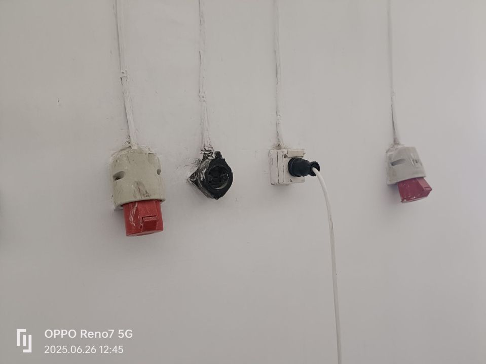 Casă de vânzare sau închiriere cu spațiu comercial Tg Mureș si 13 arii teren – fotografia 15 din 19