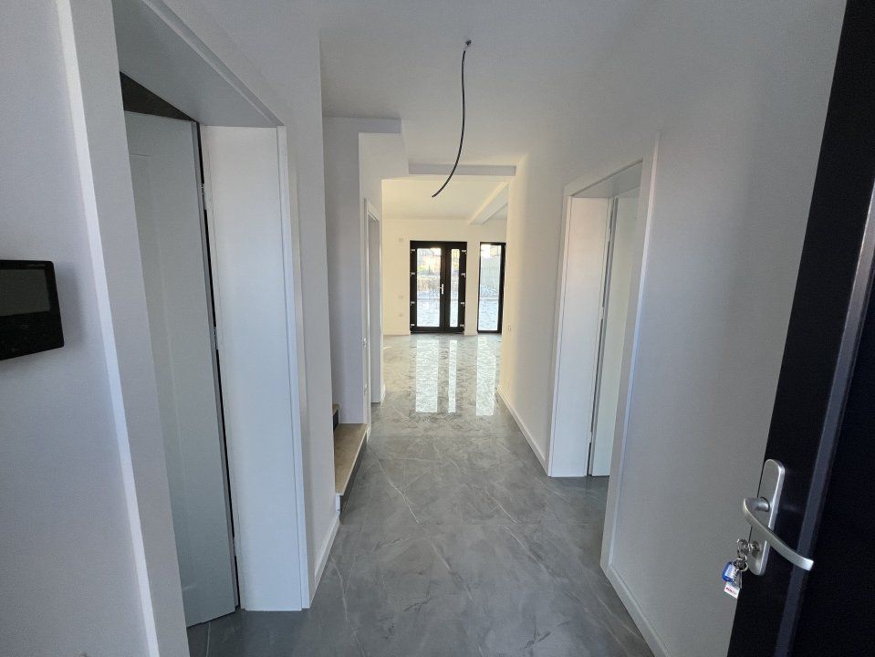 Vila P+1E, 4 camere, placa beton, proiect deosebit, Valu lui Traian! – fotografia 3 din 12