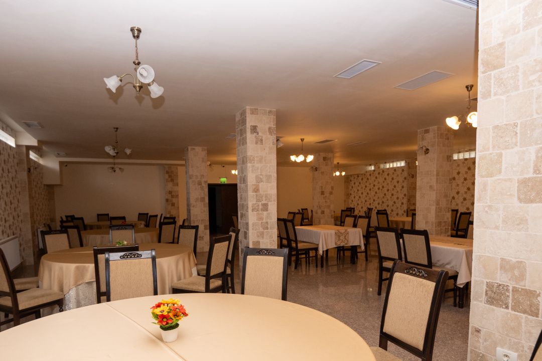 Hotel Miky Arad de vanzare | Investitie cu utilizari multiple | 42 camere cazare – fotografia 58 din 66