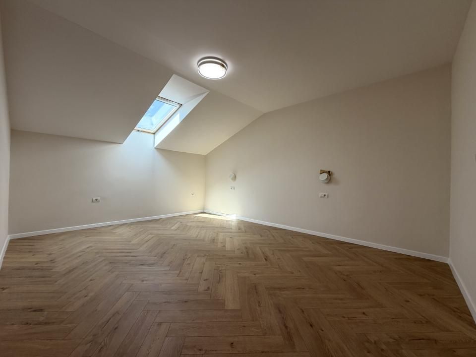 Apartament cu 3 camere, decomandat, 65 mp utili, etaj 3-Sud Plaza – fotografia 1 din 7