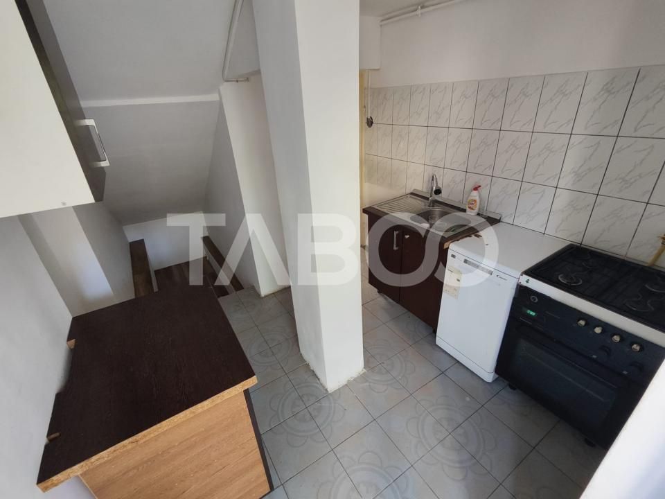 Apartament decomandat 93 utili curte proprie pivnita Sub Arini Sibiu – fotografia 9 din 20