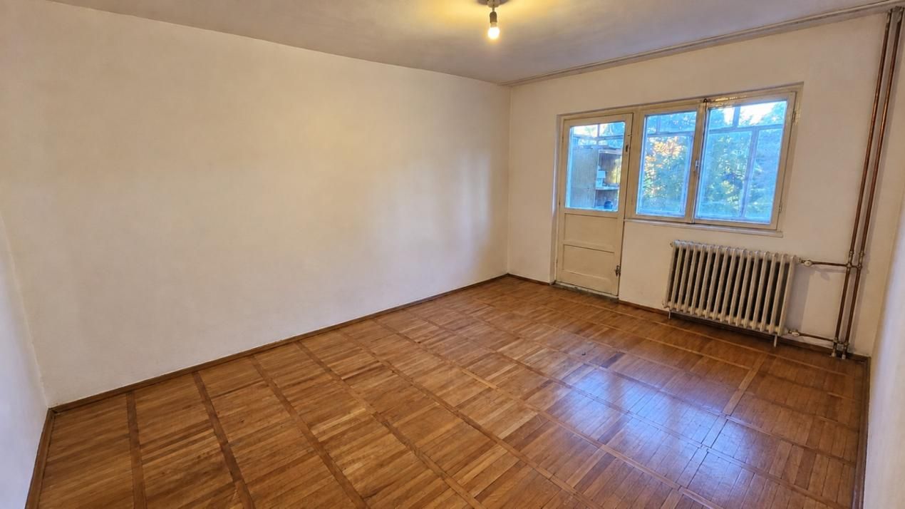 Apartament cu o camera, 32,5 mp utili, etaj 1 - Complexul Studentesc – fotografia 2 din 6