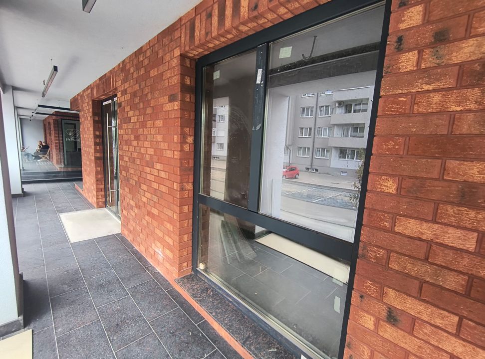 Spatiu comercial de inchiriat, 120 mp, LUX, parcari, zona Vivo, Amethyst, Metro – fotografia 1 din 4