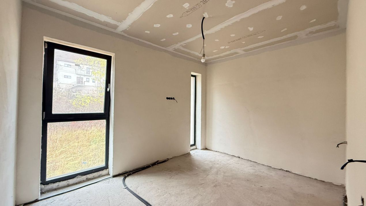 Duplex 4 camere, 173mp utili, camera hobby/crama, Floresti, zona Magnoliei – fotografia 6 din 17