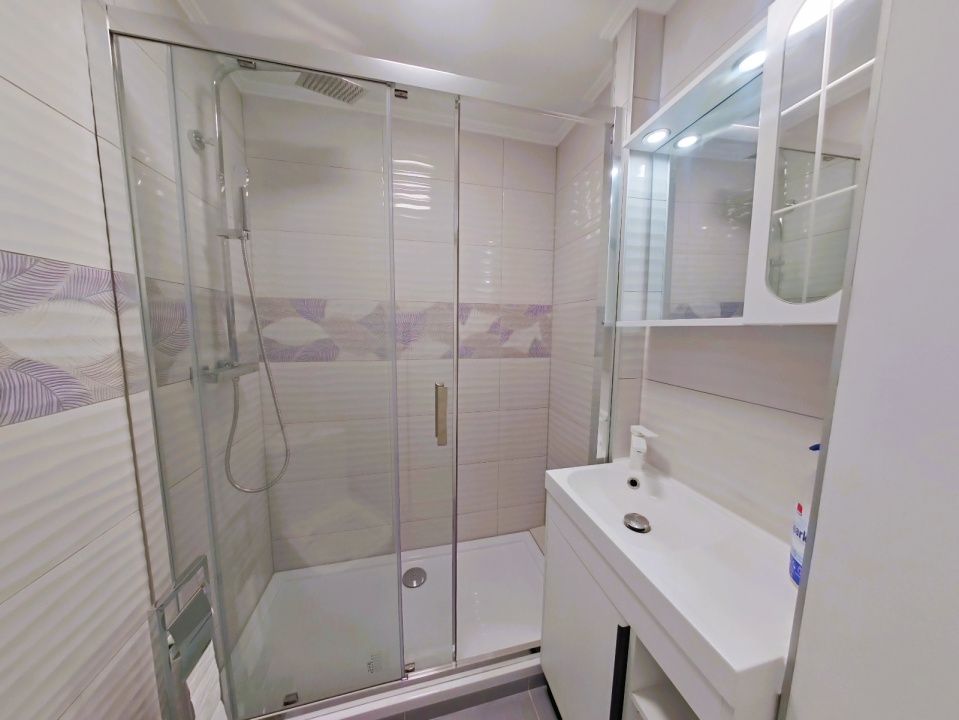 Apartament 3 camere decomandat, renovat integral, suprafata generoasa – fotografia 10 din 11