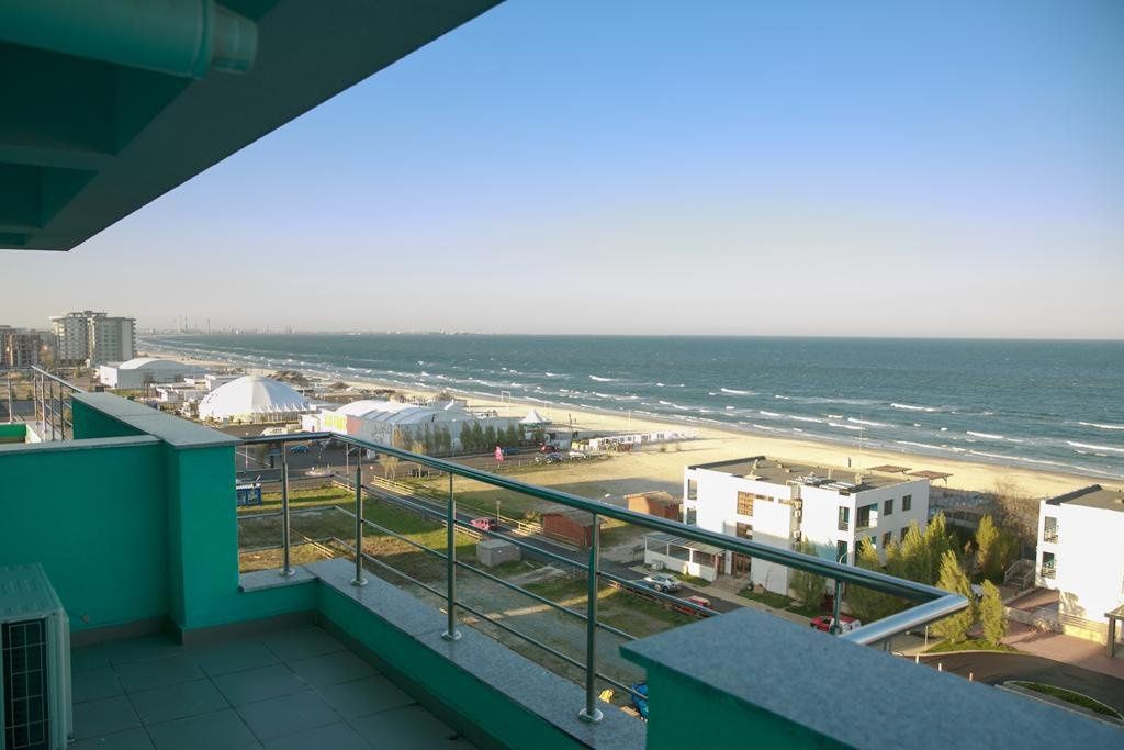 Apartament deosebit Summerland vedere frontala la mare extrasezon – fotografia 12 din 16