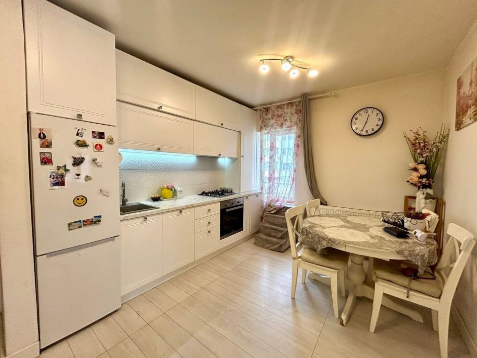 Ap 2 camere decomandate , 46 mp , parcare , zona Cetatii/Florilor, Floresti! – fotografia 1 din 5