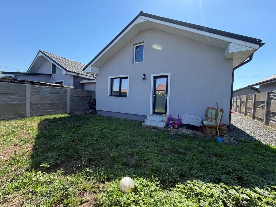 Comision 0 Cumparator | Duplex | Toate utilitatile | Asfalt | Mobilat si utilat – fotografia 15 din 18
