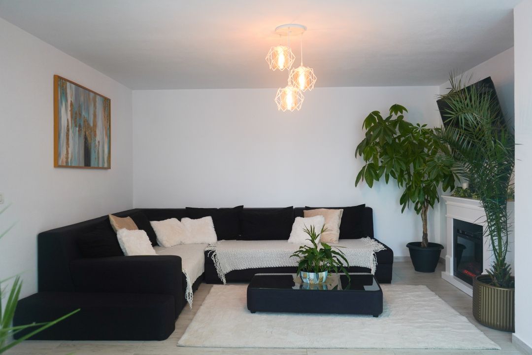 🏡 Casă modernă în Balotești – lumină, stil și confort complet – fotografia 3 din 18