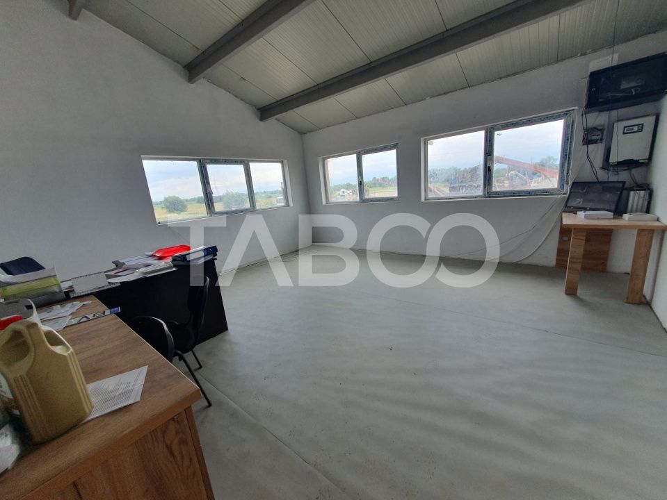 Teren si hala 42.000 mp + zona administrativa la 7 minute de Fagaras – fotografia 5 din 11