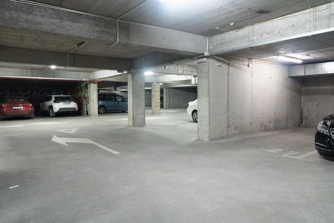 Apartament 2 camere cu terasa, parcare subterana si paza permanenta – fotografia 17 din 20