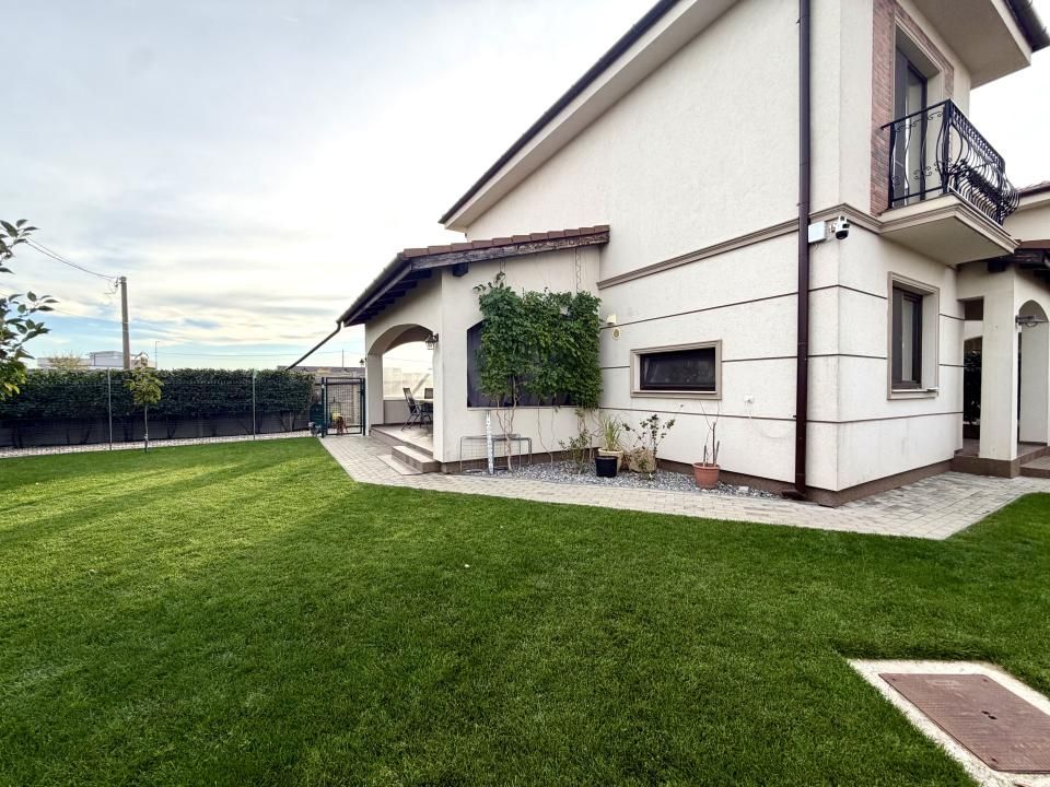 Duplex spatios, 4 camere, 115 mp utili, 320 mp teren - Dumbravita – fotografia 1 din 13