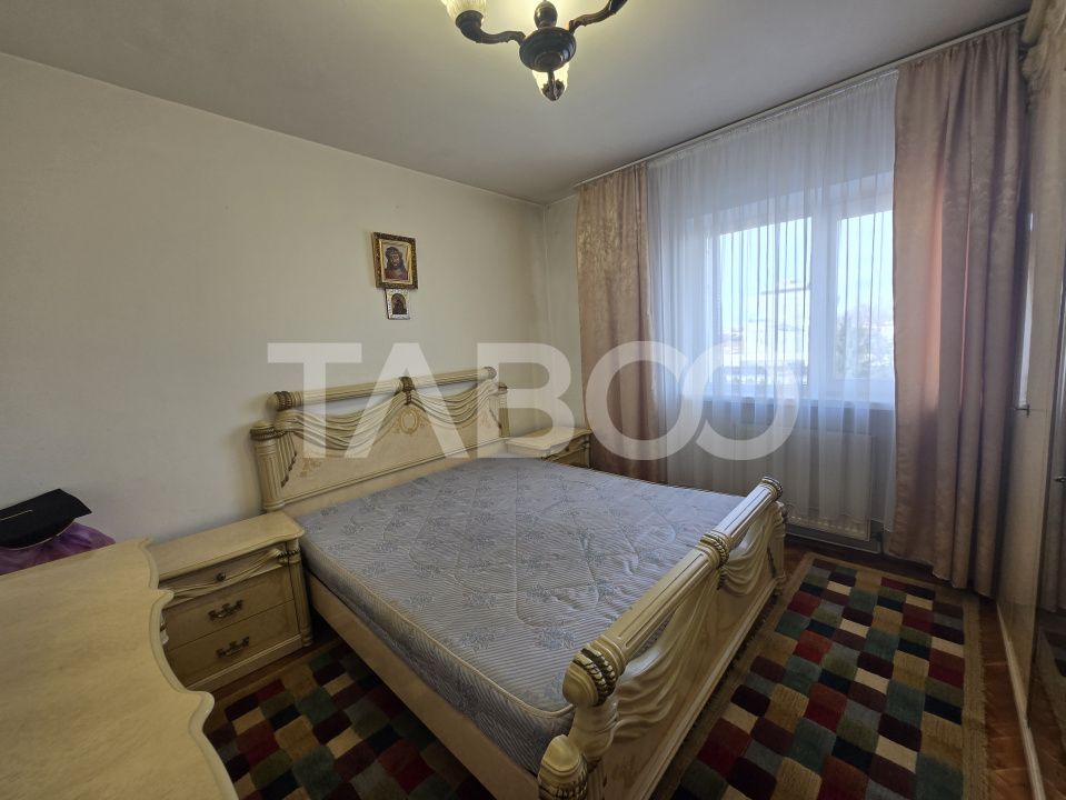 Apartament 2 camere de vanzare 52 mp decomandat balcon Strand Sibiu – fotografia 2 din 12