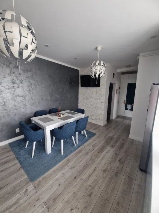 Apartament cu 3 camere  de 55mp plus balcon 6mp , zona : Floresti Tineretului – fotografia 1 din 7
