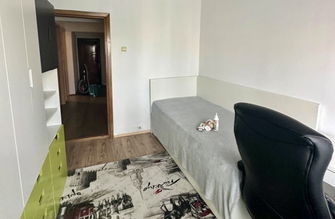 Apartament 3 camere, decomandat, 75.5 mp, cartier Lapus, zona Intim – fotografia 4 din 6