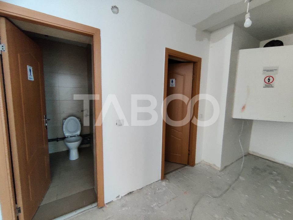 Spatiu comercial de inchiriat la strada intens circulata Central Sibiu – fotografia 11 din 12