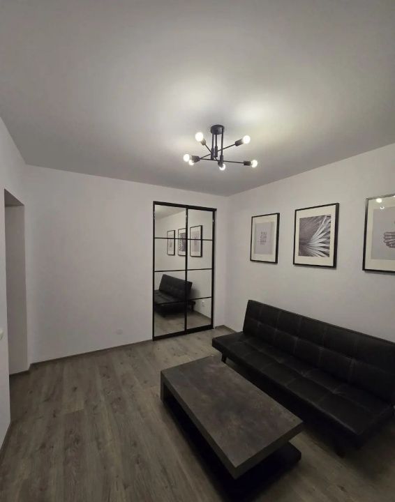 Spatiu birouri de inchiriat, 4 camere, curte proprie, BMW, Floresti! – fotografia 2 din 9